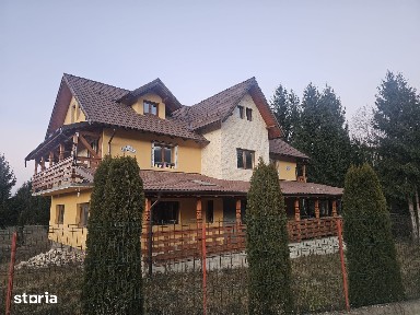 ,casa de vacanță-Sâmbăta de Sus