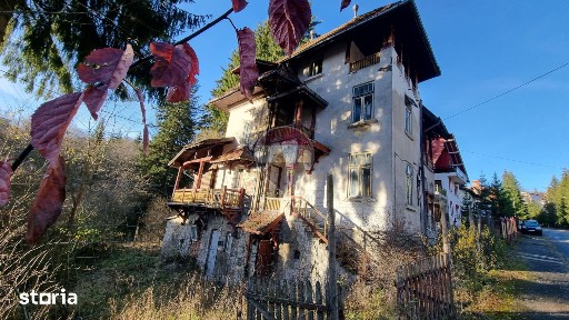 Casă / Vilă interbelica de vanzare Predeal
