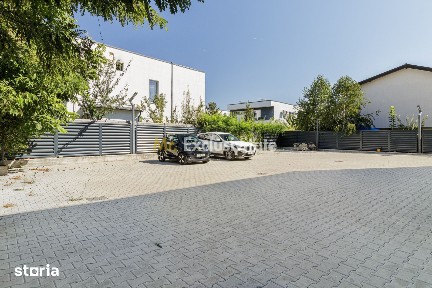 Spatiu comercial de la 14 euro de inchiriat Amber Forest Plaza