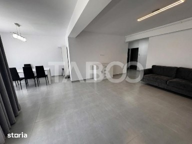 Spatiu birou de inchiriat open space balcon 54 mpu Doamna Stanca Sibiu