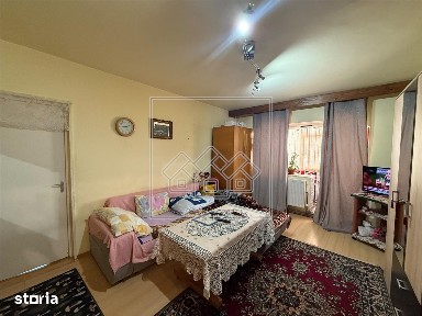 Apartament de vânzare în Sibiu - 2 camere, balcon, etaj 36, lift - Tur
