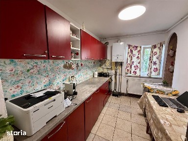 Apartament 2 camere, decomanda, 52 mp - Zona Soarelui