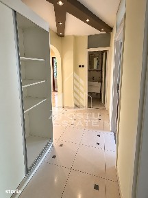 Apartament de vanzare cu 3 camere, 2 bai, 2 balcoane, zona Girocului