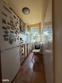 Apartament cu 2 camere și balcon, situat în Dacia, Etaj Inte