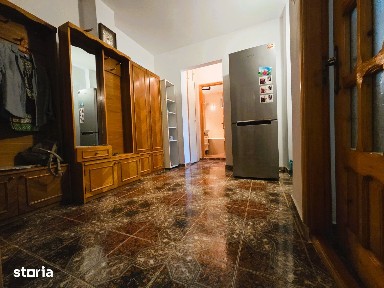 Apartament : 2 camere (Calea ferata (langa DAPS ). ET.3