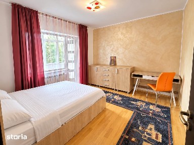 Apartament cu 3 camere, decomandat, Podu Ros, etaj 3, 70mp, 600 euro