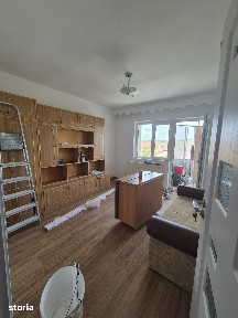 Garsonieră de vânzare - Dumbrava Nord, etaj intermediar