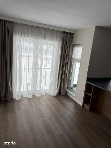 Apartament cu 3 camere,balcon, complet mobilat si utilat