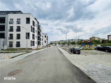 Ap. 2 camere, incalzire pardoseala, bloc nou cu lift, zona buna