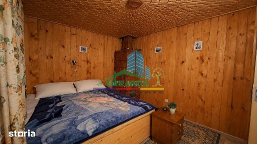 Casă de vacanță, 4 camere, garaj, teren 251 mp- Lepșa, Județul Vrancea