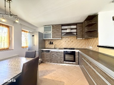 Casa individuala, 3 camere, 250 mp teren - Dumbravita
