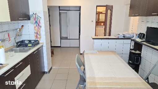 Vand apartament 3 camere dec. Deva, Zarandului, Pietei Centrale, et 5