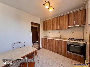 Decomandat, luminos, 2 camere si priveliște superba, zona 7 Noiem