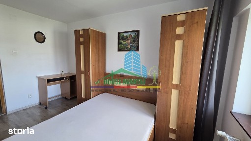 Apartament 3 camere | Renovat modern și parcare | Zona Brăilei