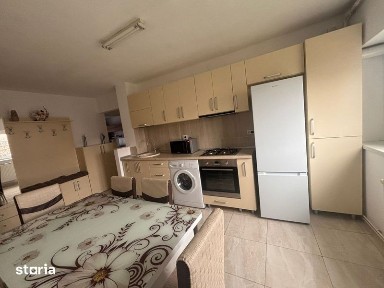 Inchiriez ap. 2 camere M17