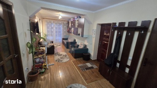 Apartament cu 3 camere, doar 5 apartamente in Bloc