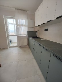 Apartament cu 3 camere de închiriat în Sibiu
