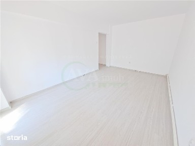 Apartament 3 decomandate, etaj 1, renovat, zona Ura