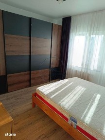 Apartament spatios cu 4 camere + living, in bloc nou - Calea Moldov