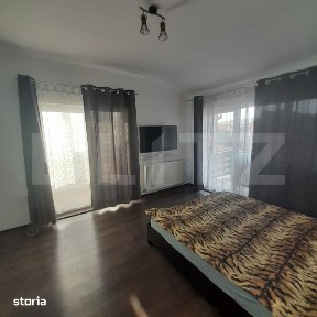 Apartament 2 camere, 3 balcoane, parcare inclusa in pret, zona Eroilor