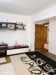 Apartament spațios 3 camere, 78 mp, central Drăgășani - zonă Rusidava
