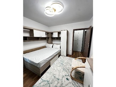 Apartament cu 2 camere de inchiriat, decomandat, in Cornisa- 7 min UMF