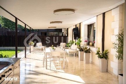 Casă superfinisată cu piscină încălzită | 5 camere, 5 băi | Smart Home