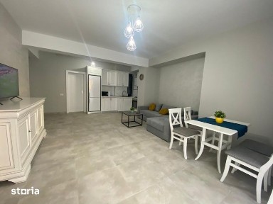 Inchiriez apartament 2 camere zona Campus