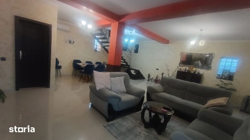 CASA POPOVENI 167MP UTILI, 600MP TEREN