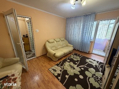 De vânzare apartament 3 camere cartier VIZIRU 1 ETAJ 1