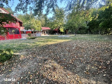 Casa de vacanță P+ M 4 camere 108 mp Valea Avrigului, teren 650 mp