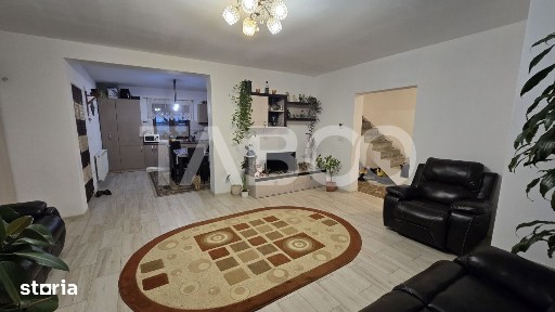 COMISION 0 - Casa de vanzare cu 5 camere in zona Piata Cluj Sibiu