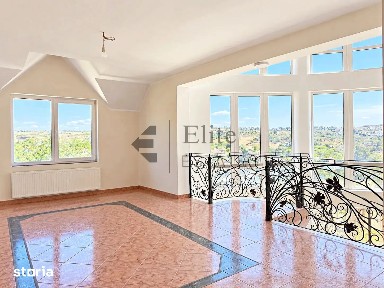 Casa/Vila spatioasa cu priveliste superba - Zona Dealuri, Oradea