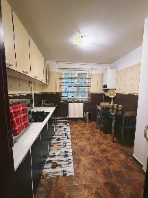 Închiriez apartament 3 camere, ultra spațios, zona Piața Sudului