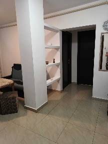 Proprietar, ofer spre inchiriere apartament cu 2 camere cu centrala proprie complet mobilat si utilat, in Timisoara, str. Simion Barnutiu, etaj 4/8