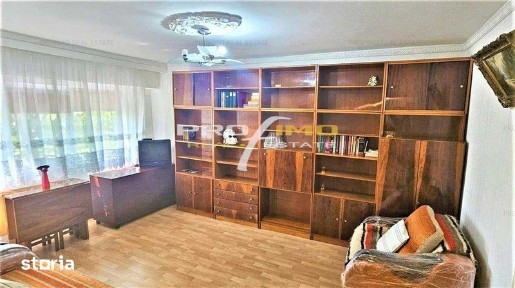 inchiriez un apartament cu 3 camere