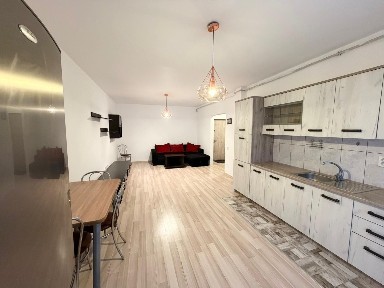 Vand apartament 2 camere