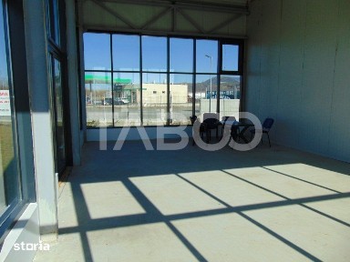Spatiu comercial 60 mp si vitrina de inchiriat Calea Surii Mari Sibiu