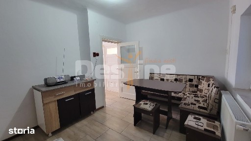 Casă 3 camere, teren 268 mp, pe colț - Bereasca, Ploiești