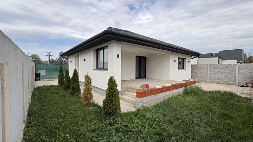 Casa de Vanzare in Oradea/Cartierul Tineretului la iesire spre Osorhei