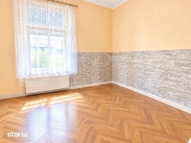 Apartament cu 2 camere, 45 mp, zona Centrala - Piata Sfantul Gheorghe