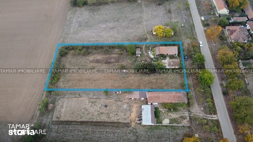 Casă + Teren 2877 mp cu Front Stradal de 36 metri
