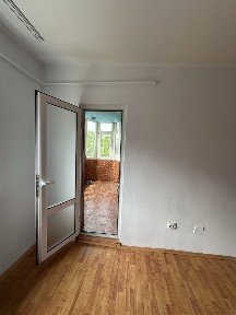 Apartament cu 2 camere confort 1 decomandat strada tineretului