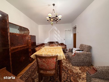 Apartament 3 camere de inchiriat, Complex Studentesc