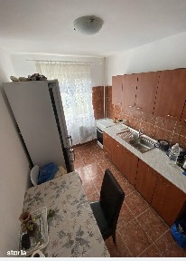 Apartament 3camerw Valea Rosie,2/4 cu balcon,mobilat