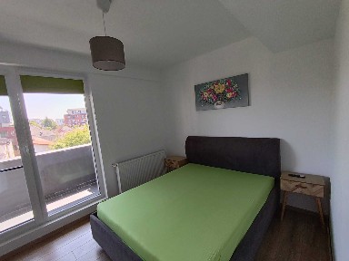 Inchiriez apartament 2 cam semicentral