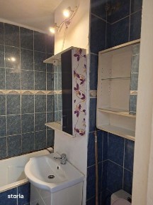 Inchiriez Garsoniera zona Spitalul Judetean