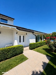 Casa individuala 4 camere si 3 bai,cu piscina-Carpinis