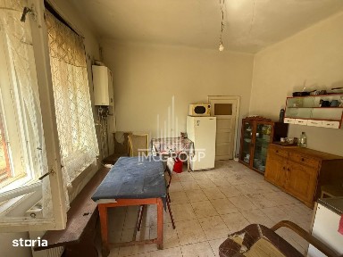 Casa de inchiriat, formata din 3 apartamente - zona Oasului