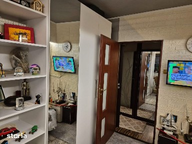 Apartament 4 camere, etaj 8, central Galati